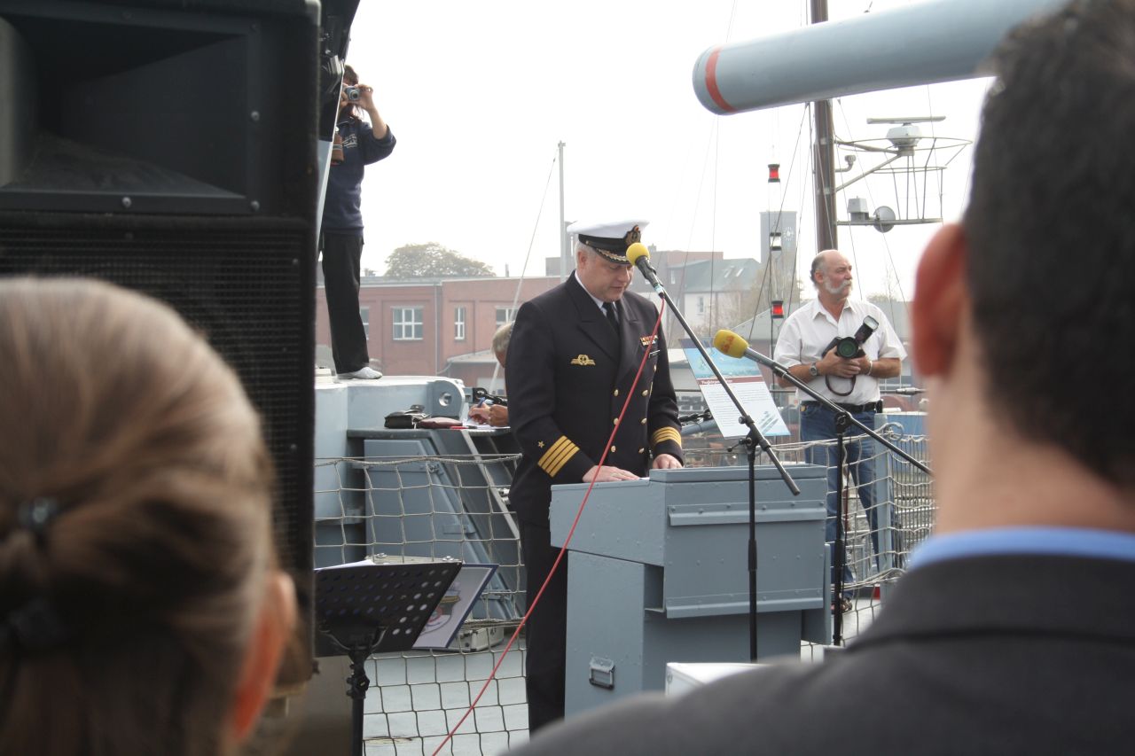 Ansprache von Kapitän zur See Eckhardt Bödecker Chef des Stabes der Einsatzflottille 2