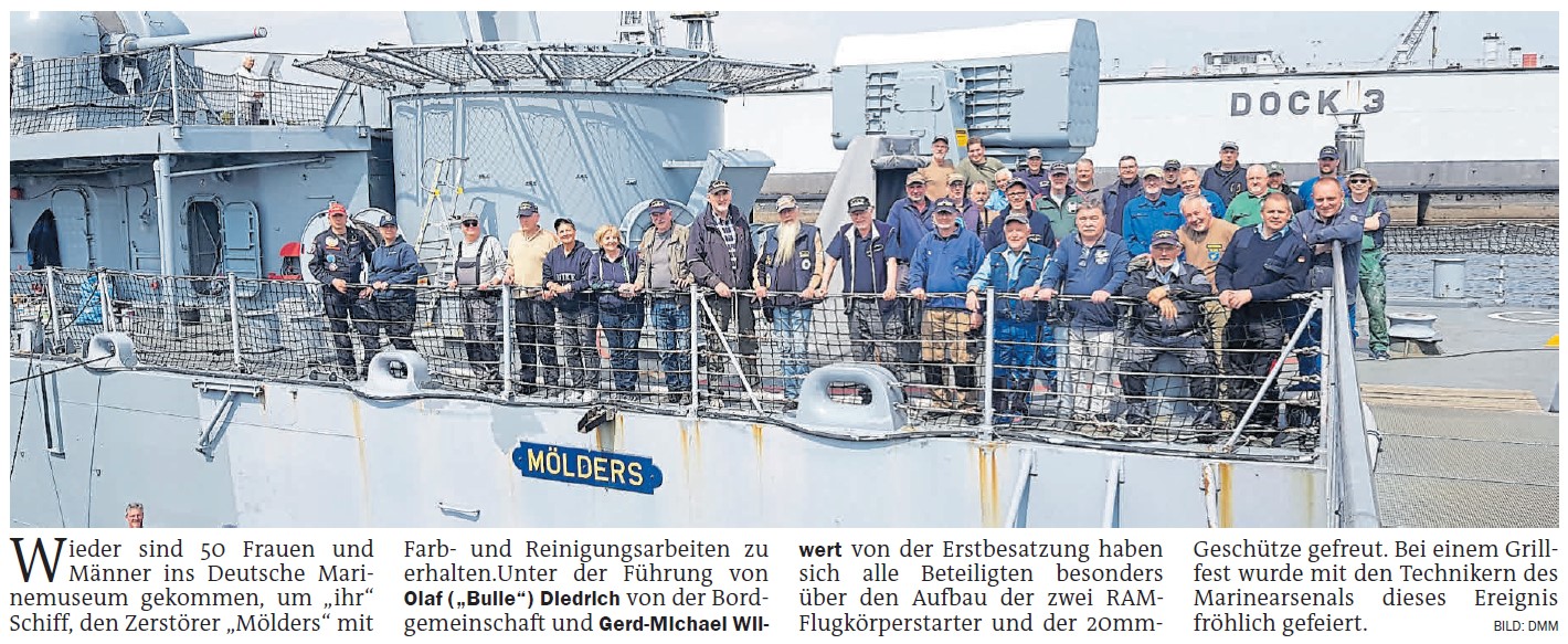 Kurzer Artikel in der Wilhelmshavener Zeitung mit Gruppenfoto vom PönEx